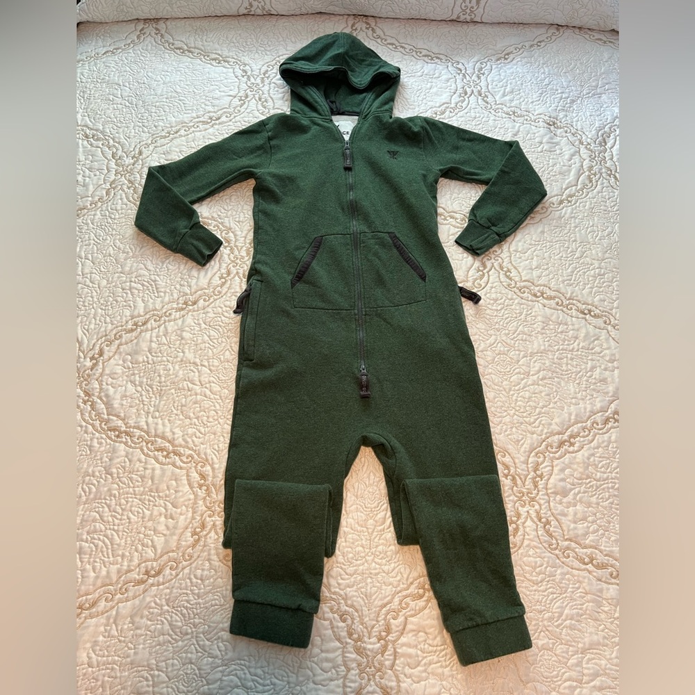 Onepiece The Norwegian Original women’s hooded romper jumpsuit green siz…